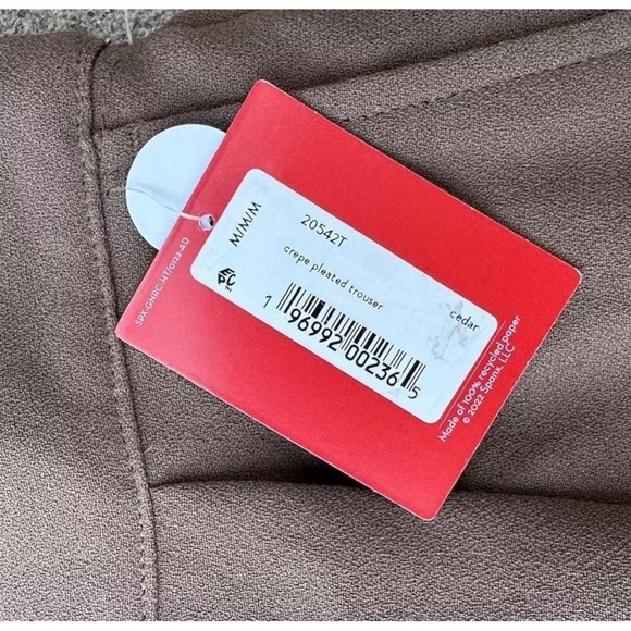 Spanx NWT Crepe Pleated Trouser Pant Size Medium - Picture 3 of 7